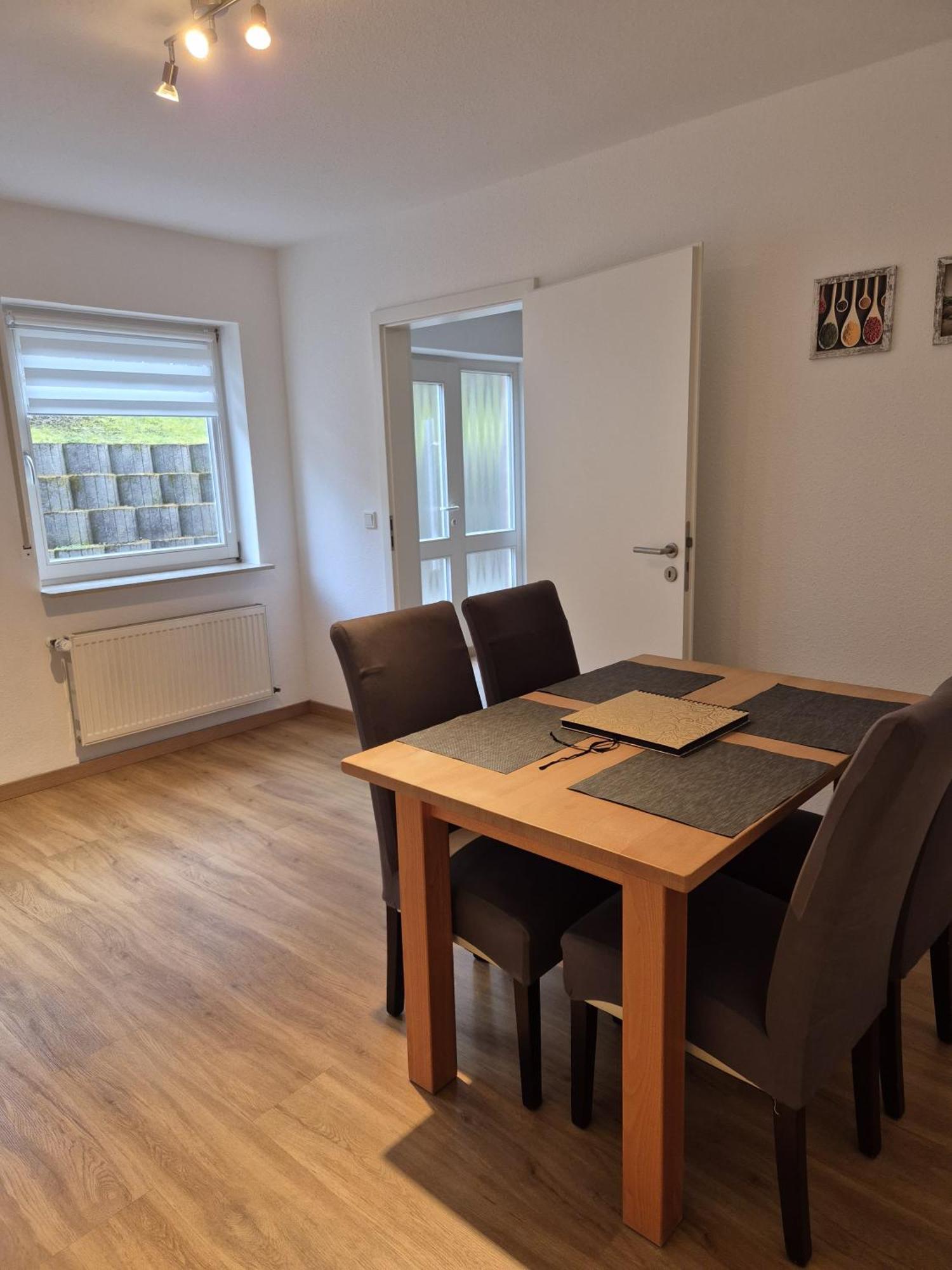 Ferienwohnung Knoerck ヴァイカースハイム エクステリア 写真